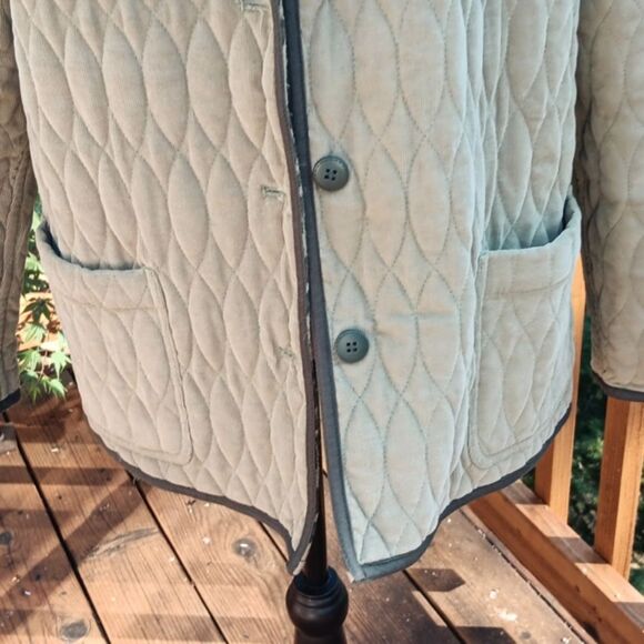 D & Co. Reversible Green Corduroy Quilted and  Leopard Quilted Jacket - Picture 3 of 14
